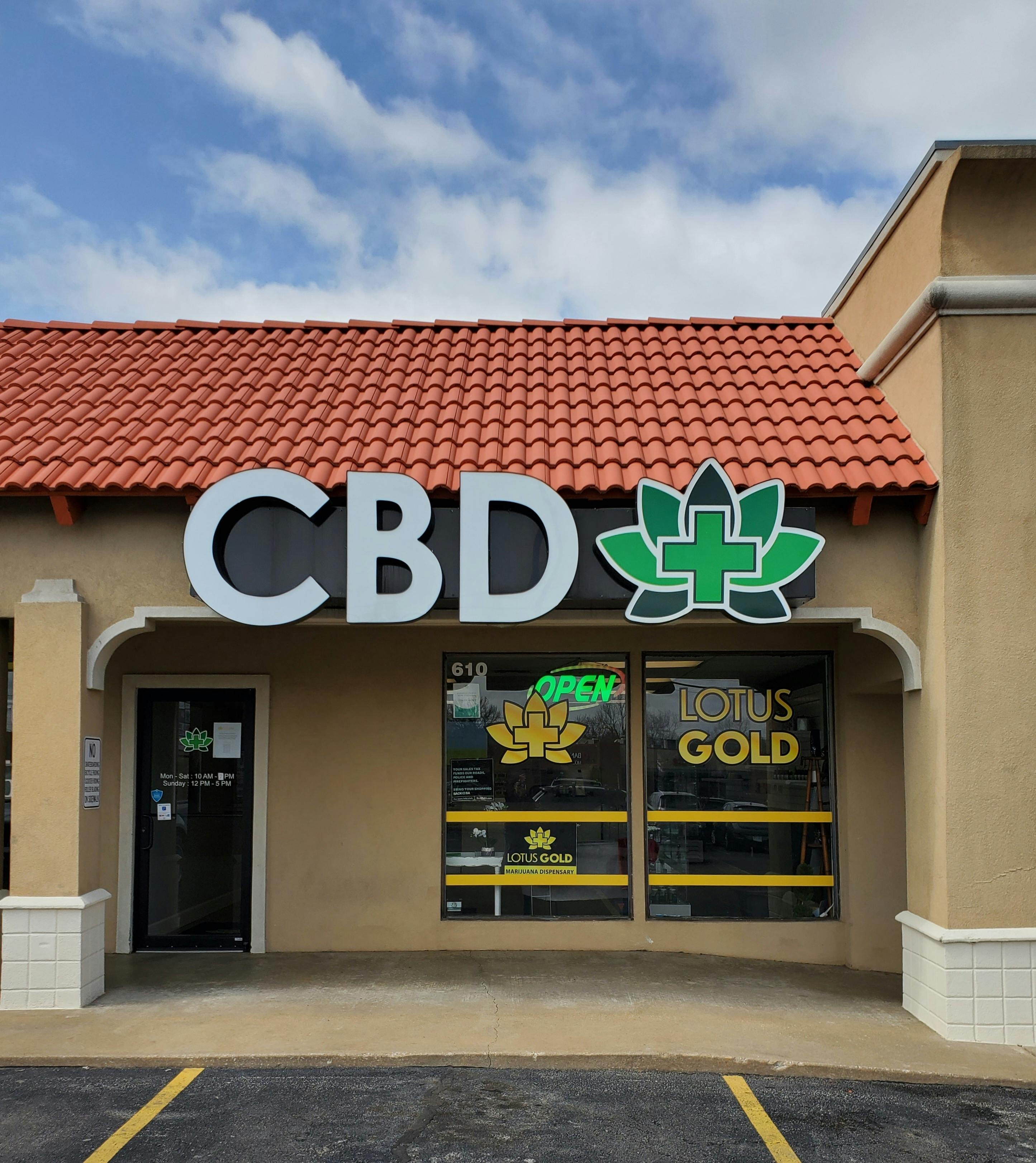 Lotus Gold - Broken Arrow CBD logo